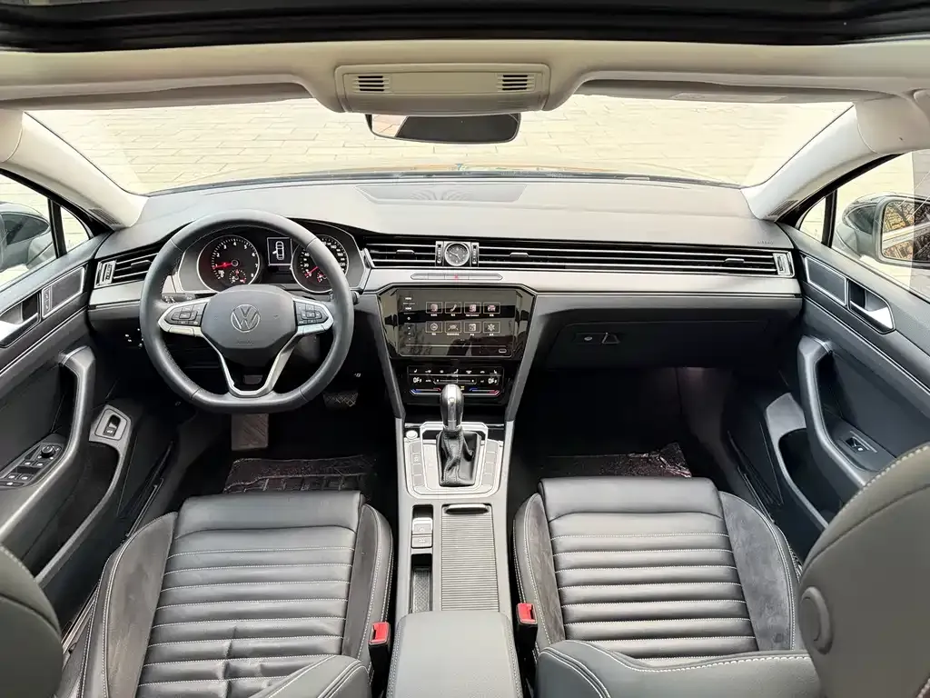 Volkswagen Magotan 2022 из CN, фото 4