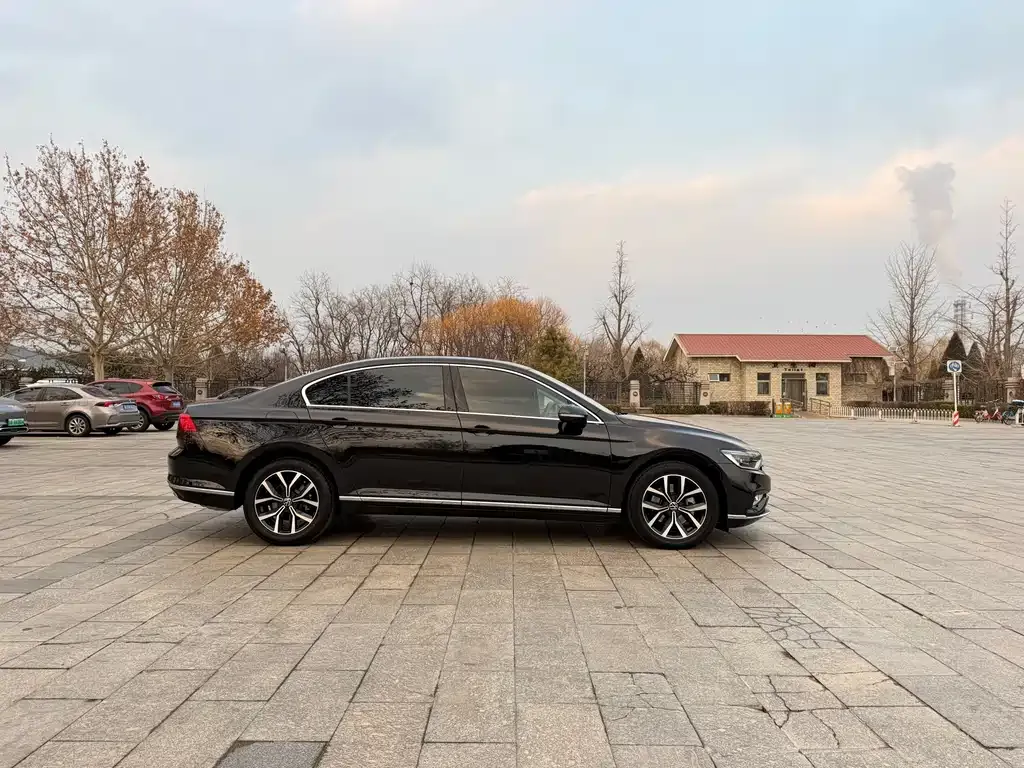 Volkswagen Magotan 2022 из CN, фото 6
