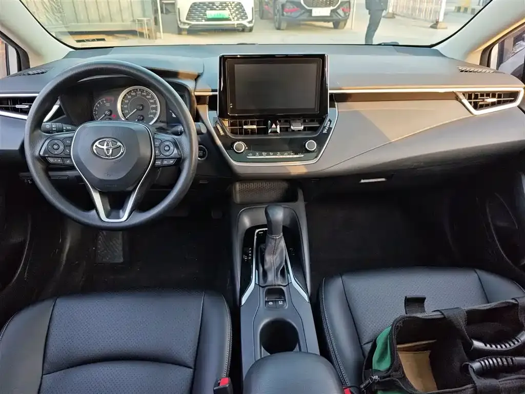 Toyota Corolla 2022 из CN, фото 2