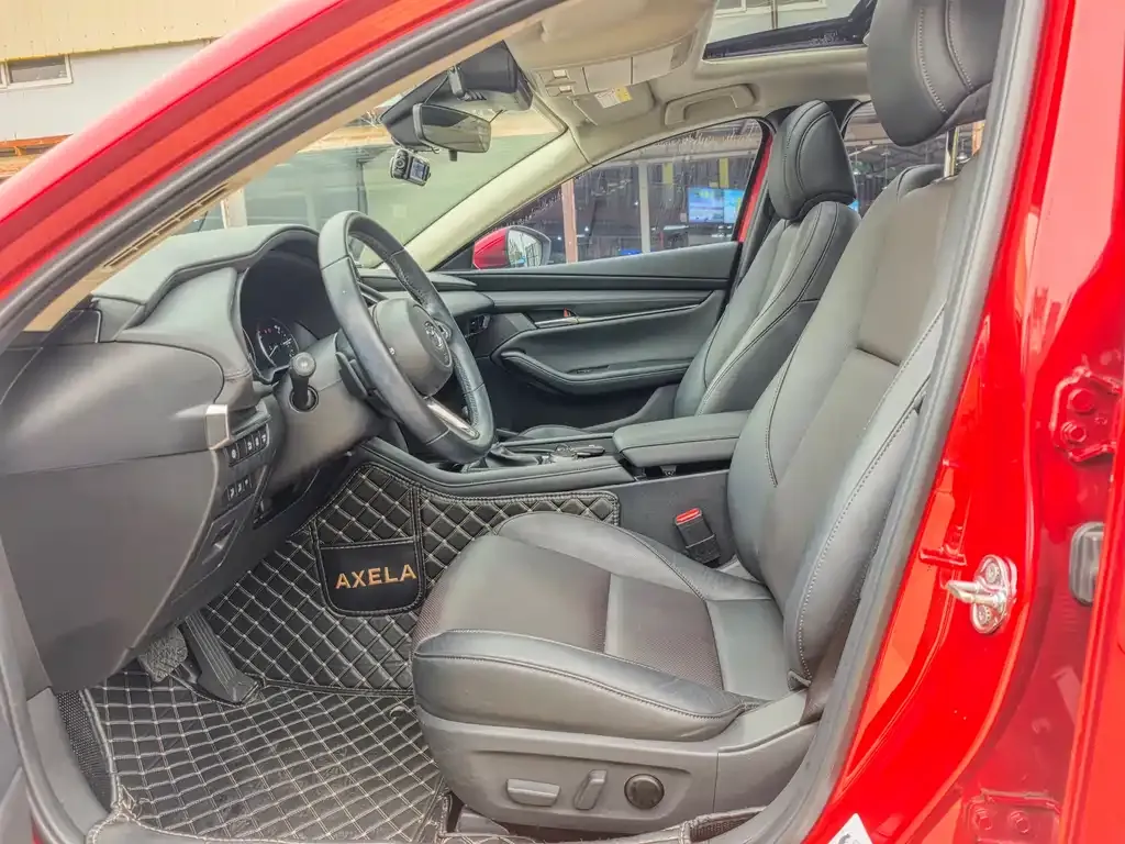 Mazda 3 Axela 2021 из CN, фото 5