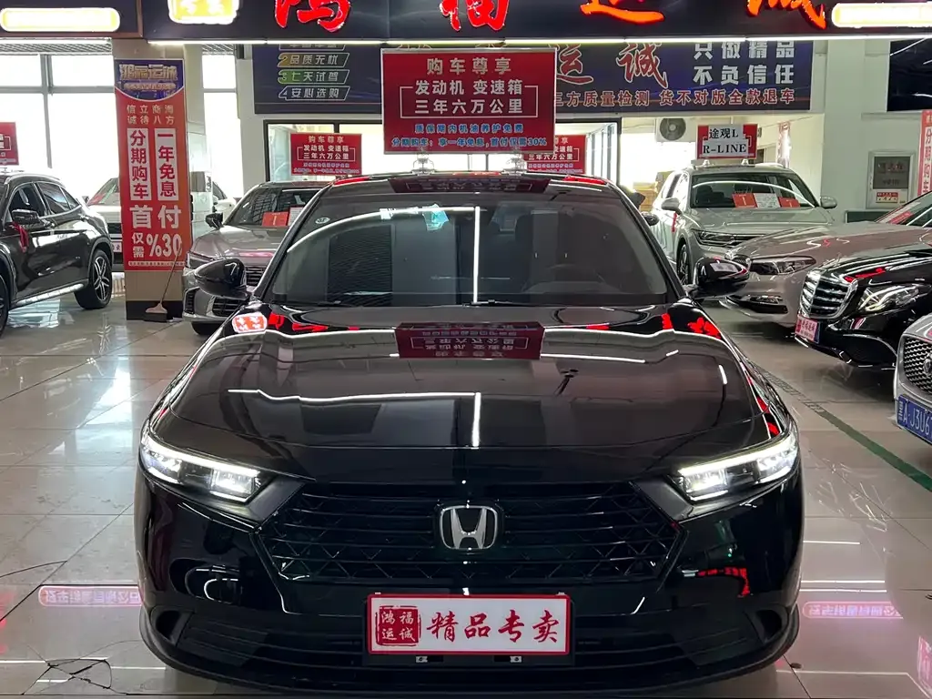 Honda Accord — фото 10