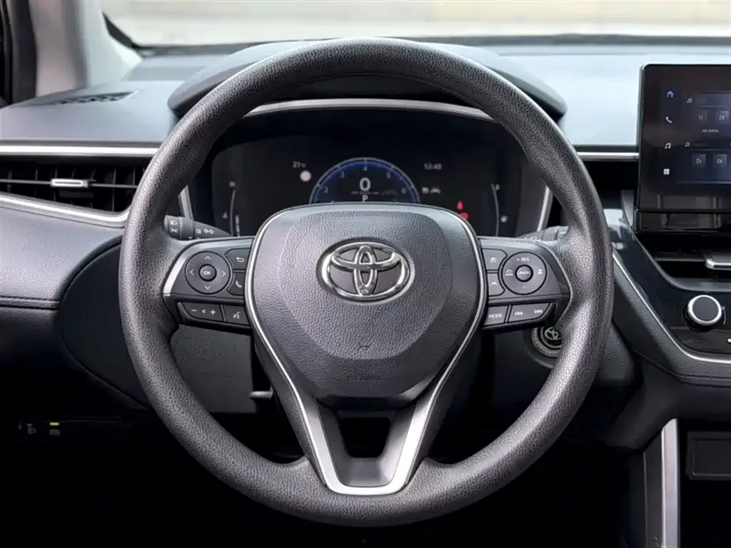 Toyota Frontlander 2023 из CN, фото 9
