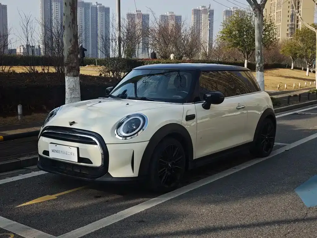 MINI Cooper (3-door) 2021 из CN, фото 1