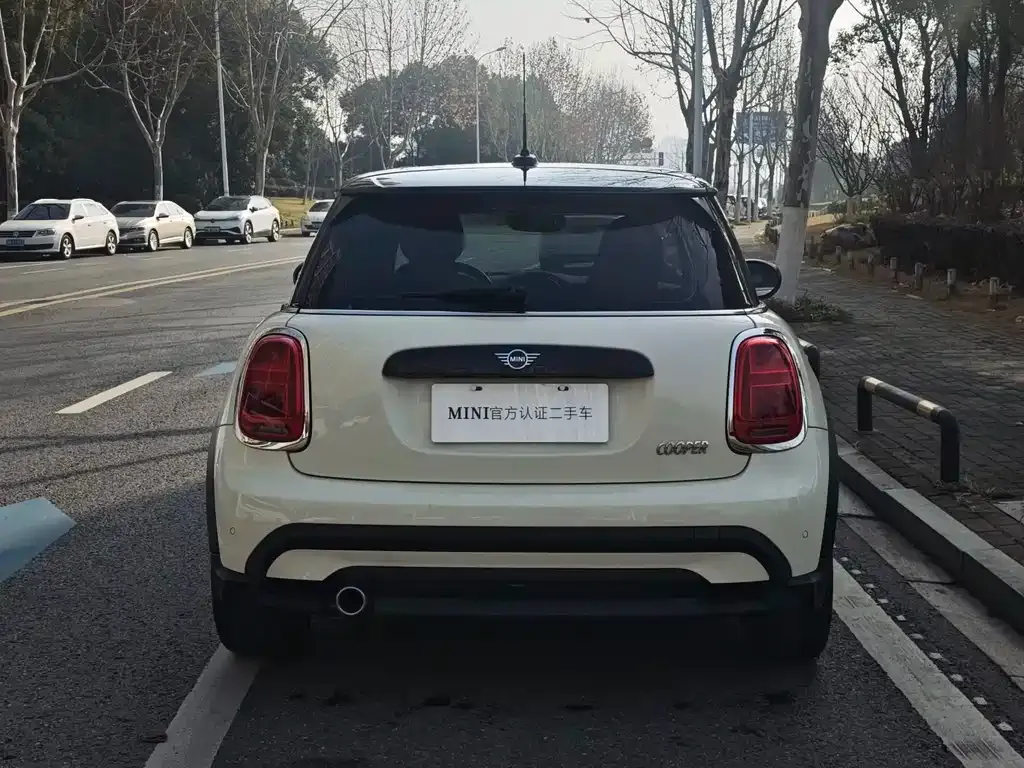 MINI Cooper (3-door) 2021 из CN, фото 2