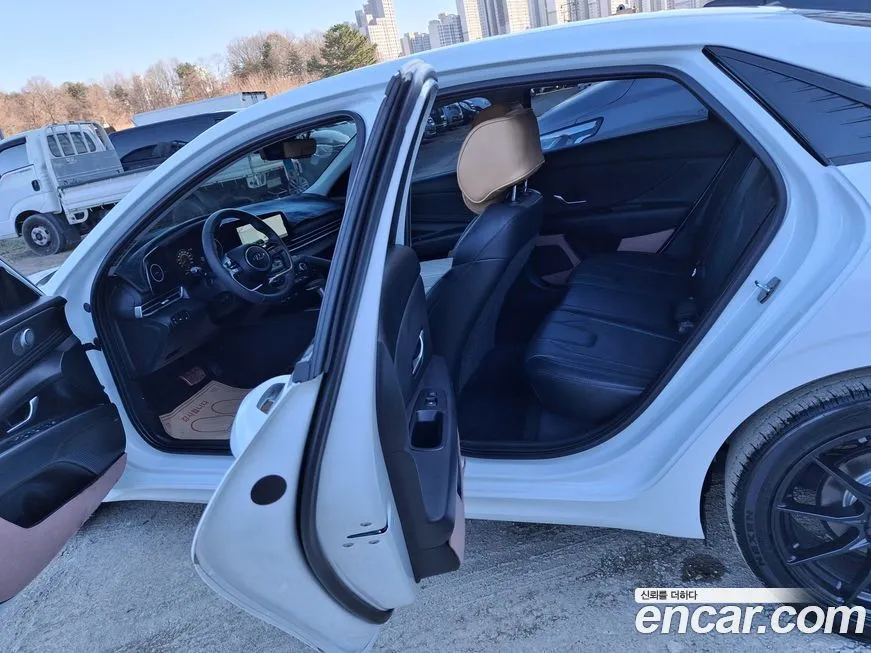 Hyundai AVANTE — фото 4