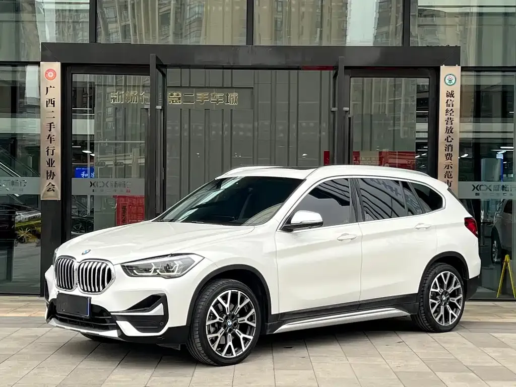 BMW X1 2022 из CN, фото 1