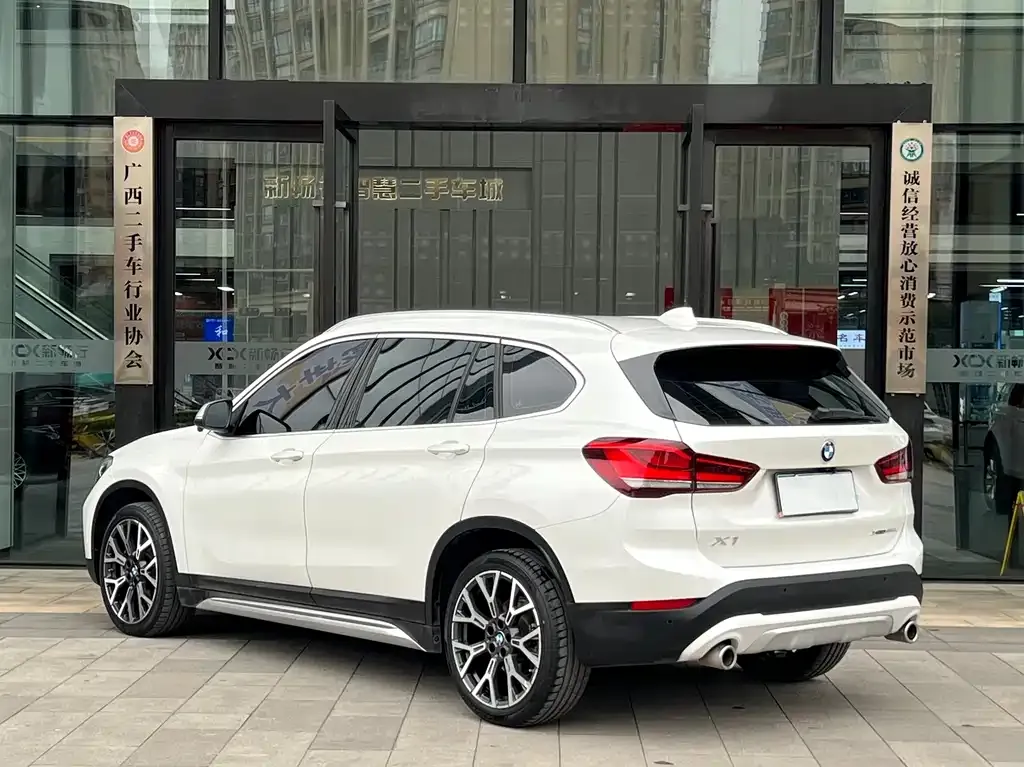 BMW X1 2022 из CN, фото 8