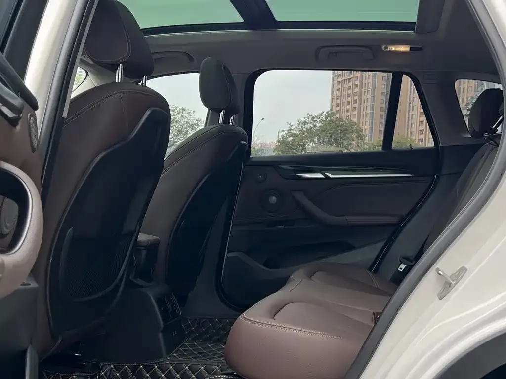BMW X1 2022 из CN, фото 6