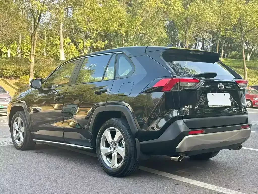 Toyota RAV4 2021 из CN, фото 8