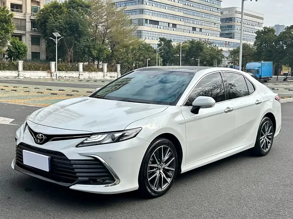 Toyota Camry 2022 из CN, фото 1