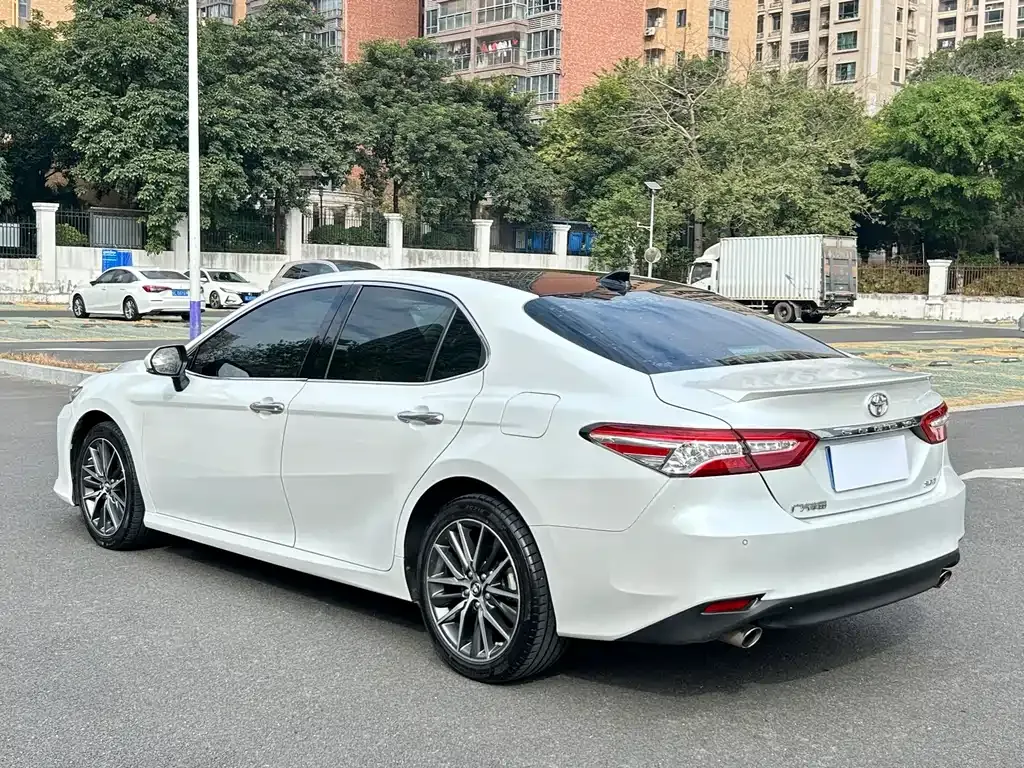 Toyota Camry 2022 из CN, фото 8