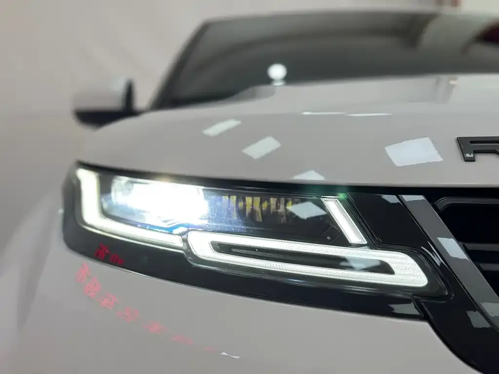 Land Rover Evoque — фото 4