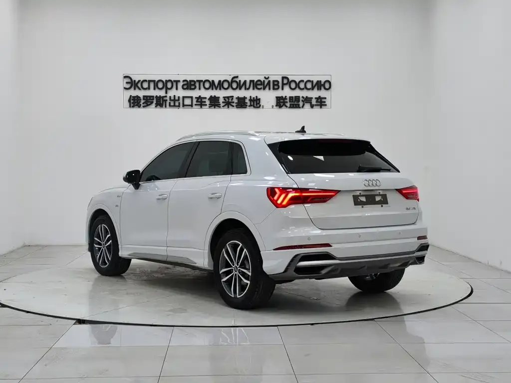 Audi Q3 2023 из CN, фото 5