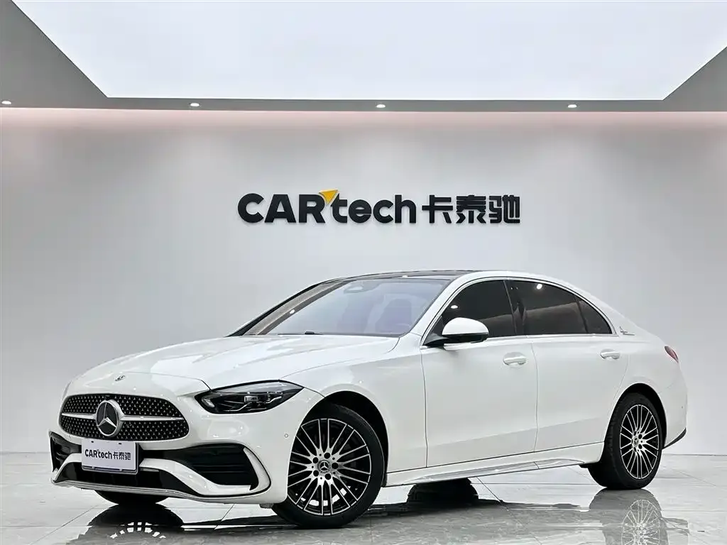 Mercedes-Benz C-Class — фото 1