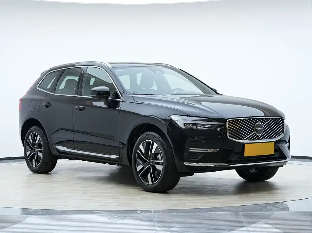 Volvo XC60 — фото 6