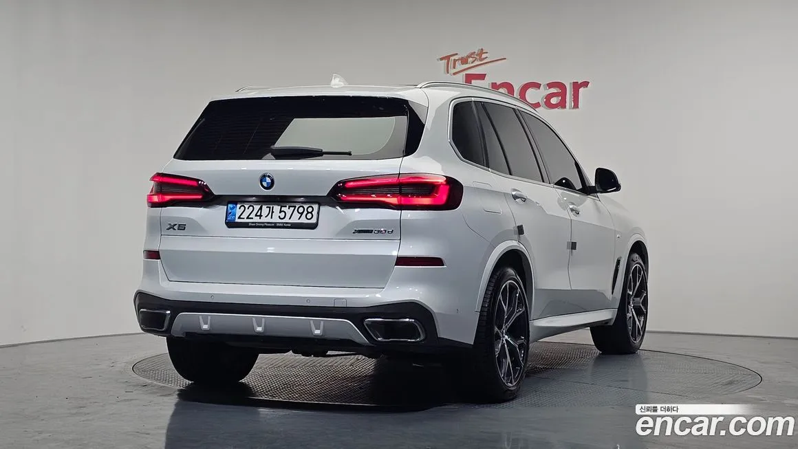 BMW X5 — фото 2