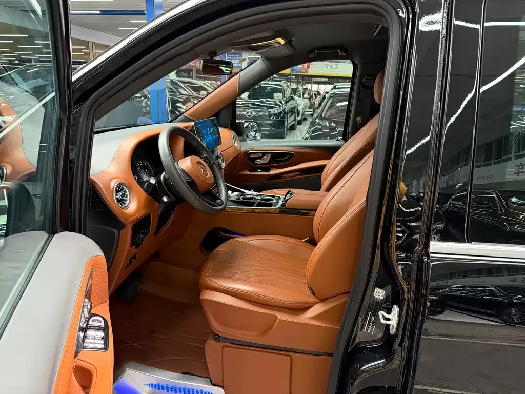 Mercedes-Benz Vito 2024 из CN, фото 2