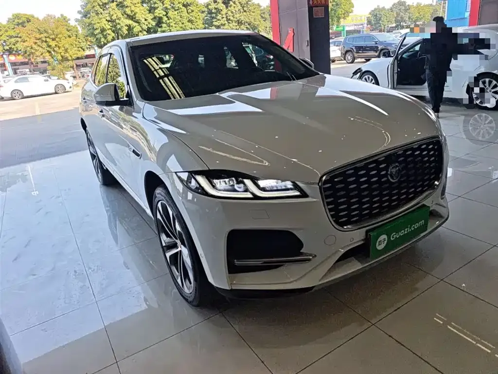 Jaguar F-PACE — фото 3