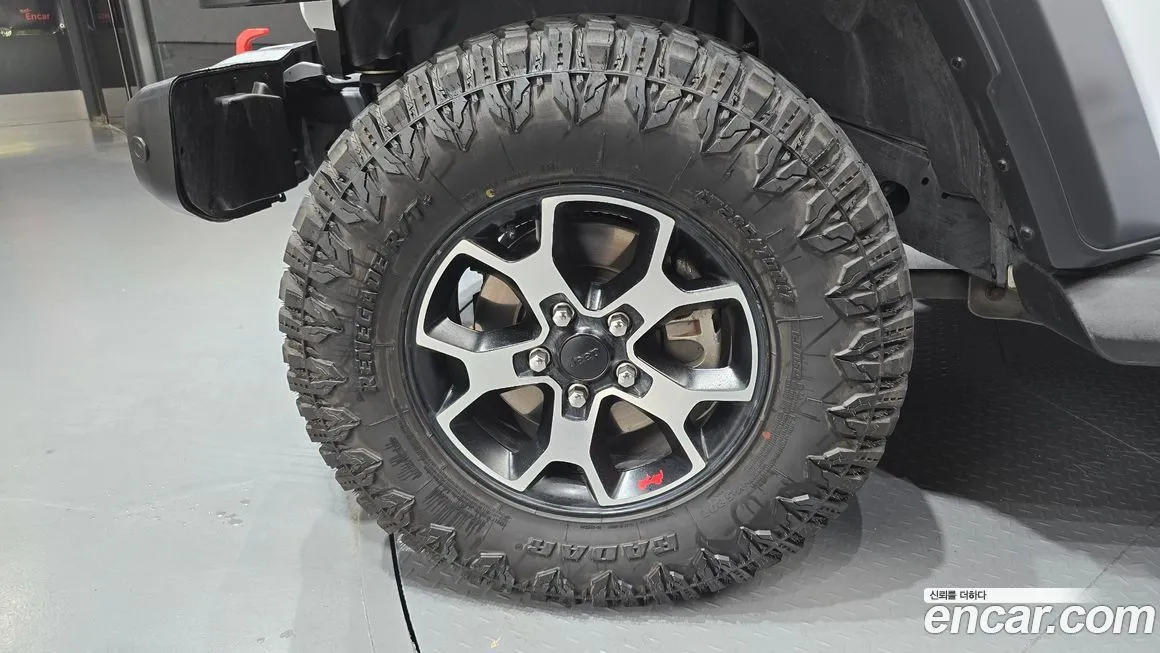 Jeep Wrangler 2021 из KR, фото 10