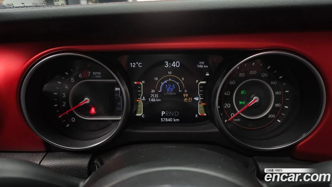 Jeep Wrangler 2021 из KR, фото 2