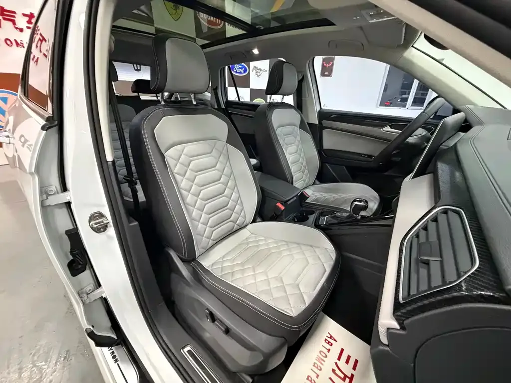 Volkswagen Tayron 2023 из CN, фото 7