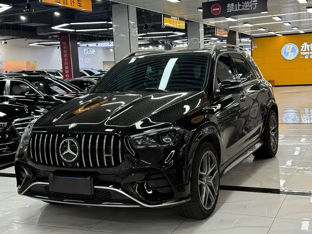 Mercedes-Benz GLE AMG — фото 1