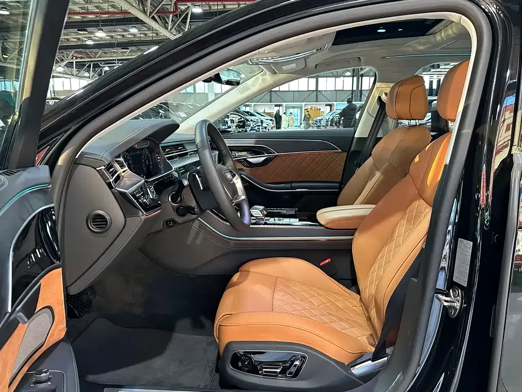 Audi A8 2024 из CN, фото 9