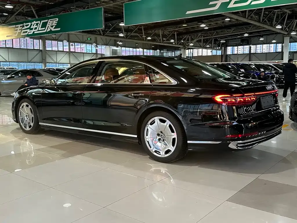 Audi A8 2024 из CN, фото 3