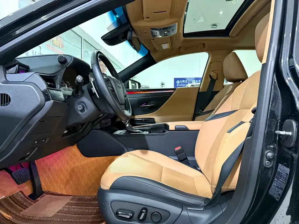 Lexus ES 2022 из CN, фото 9