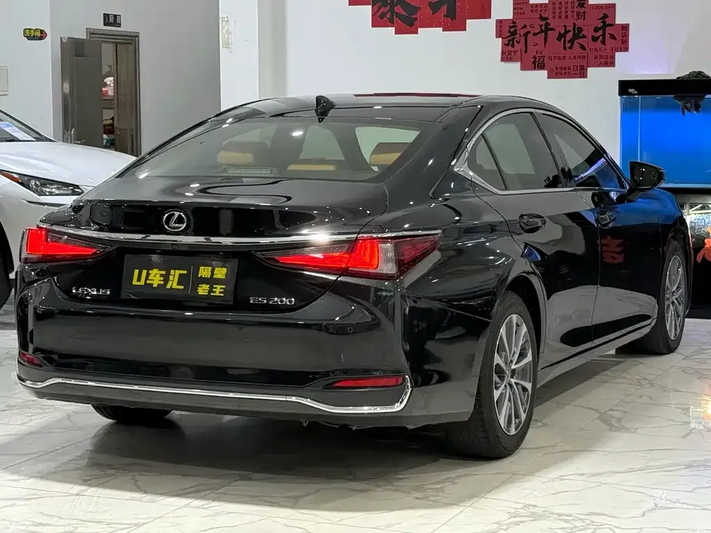 Lexus ES 2022 из CN, фото 8