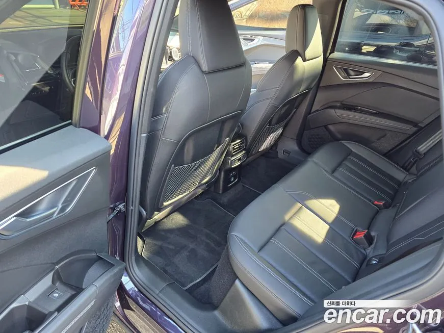 Audi Q4 e-tron 2023 из KR, фото 7