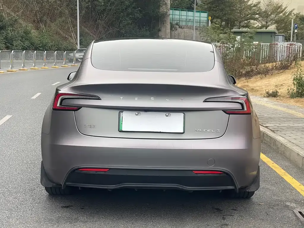 Tesla Model 3 2025 из CN, фото 2
