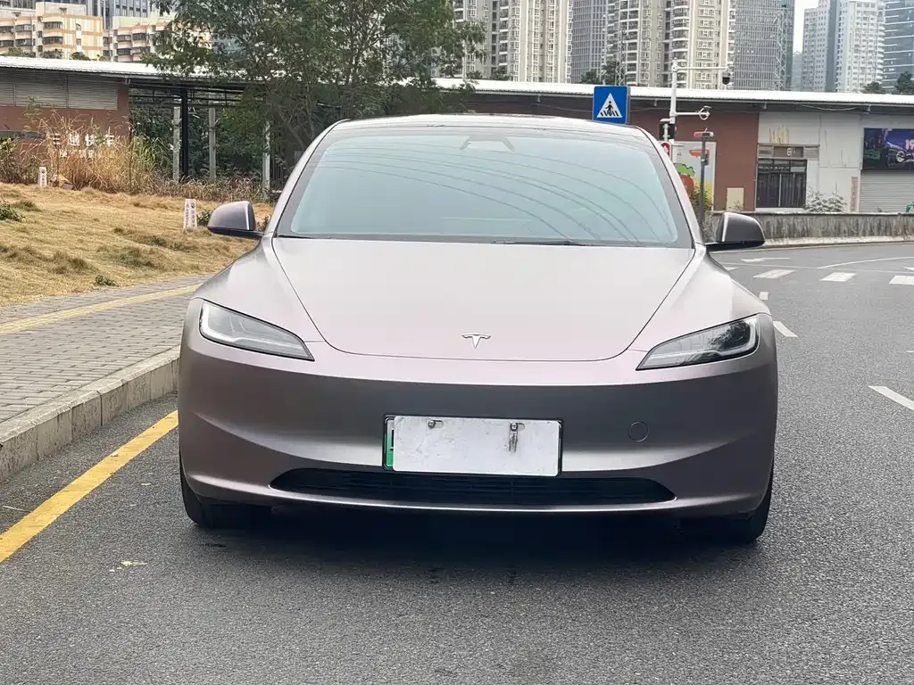 Tesla Model 3 2025 из CN, фото 5