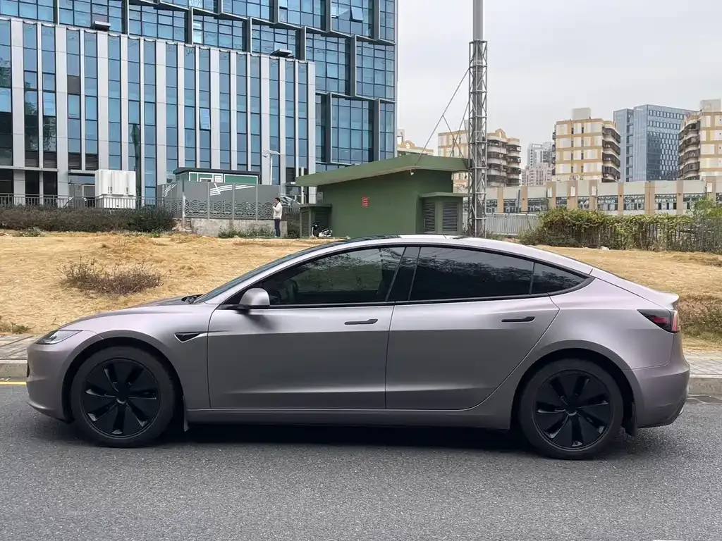 Tesla Model 3 2025 из CN, фото 7