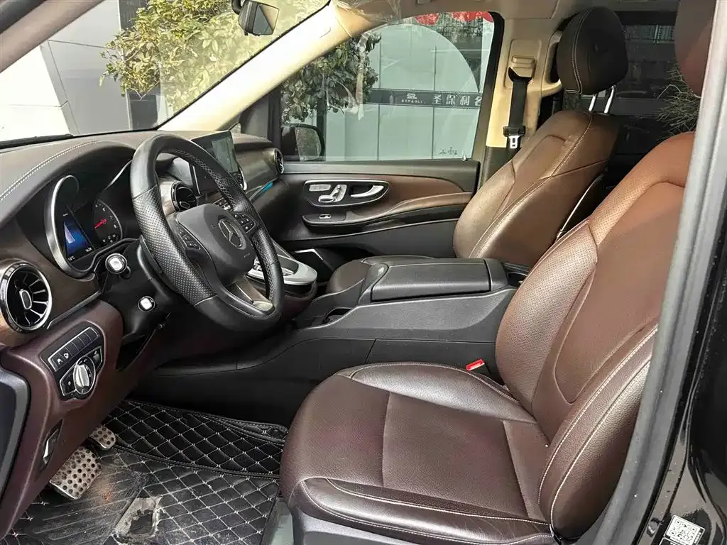 Mercedes-Benz V-Class 2022 из CN, фото 7
