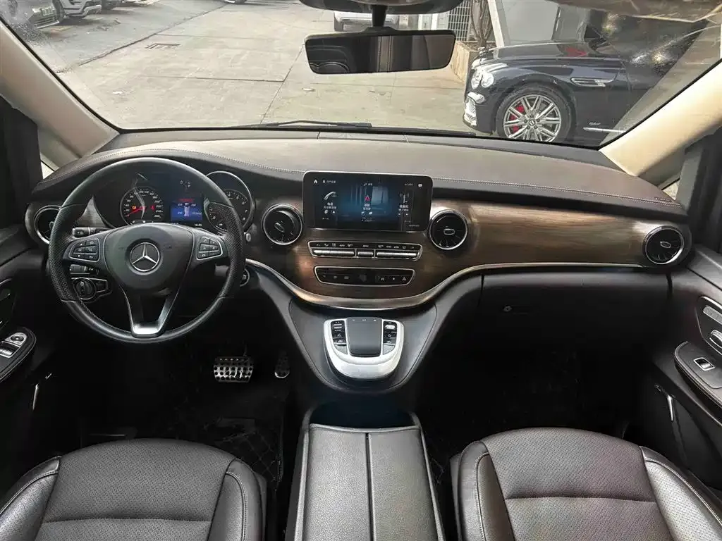 Mercedes-Benz V-Class 2022 из CN, фото 9