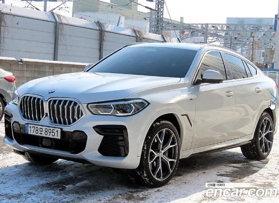 BMW X6 — фото 10