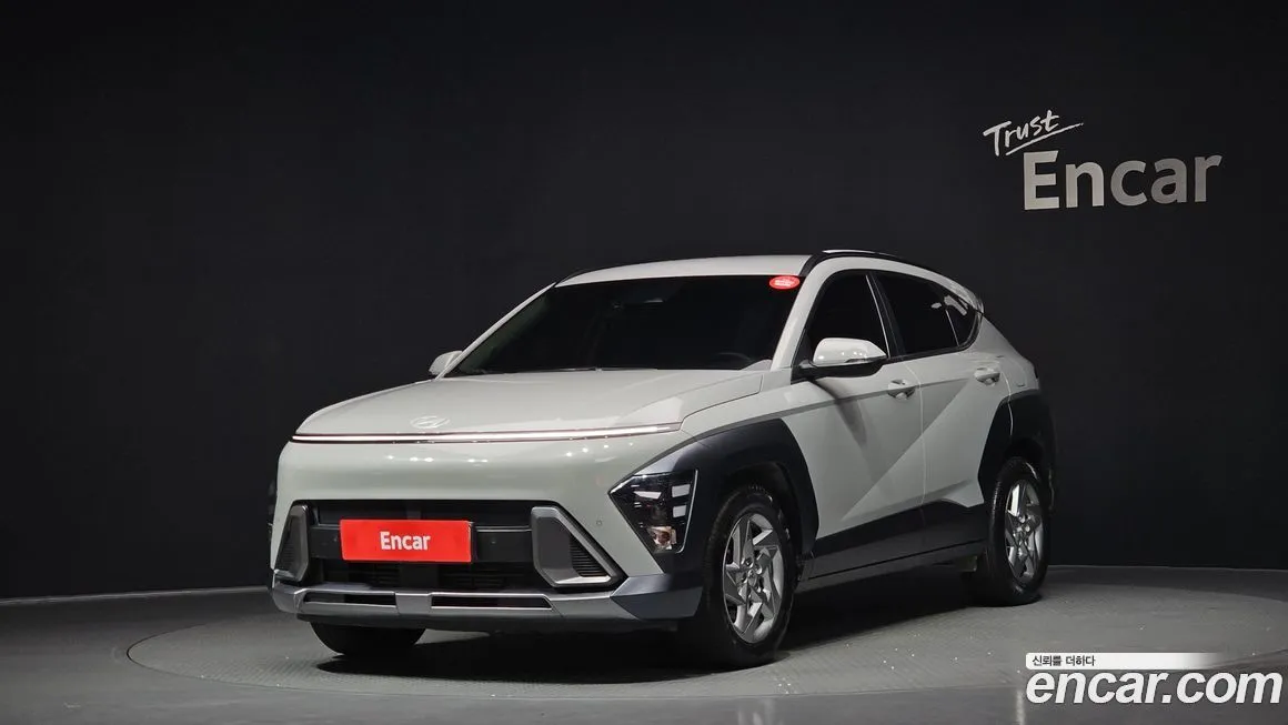 Hyundai Kona — фото 1