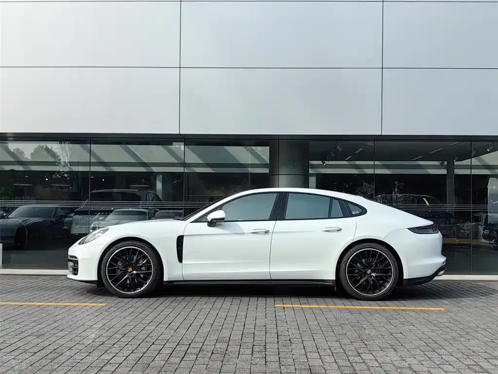 Porsche Panamera — фото 3