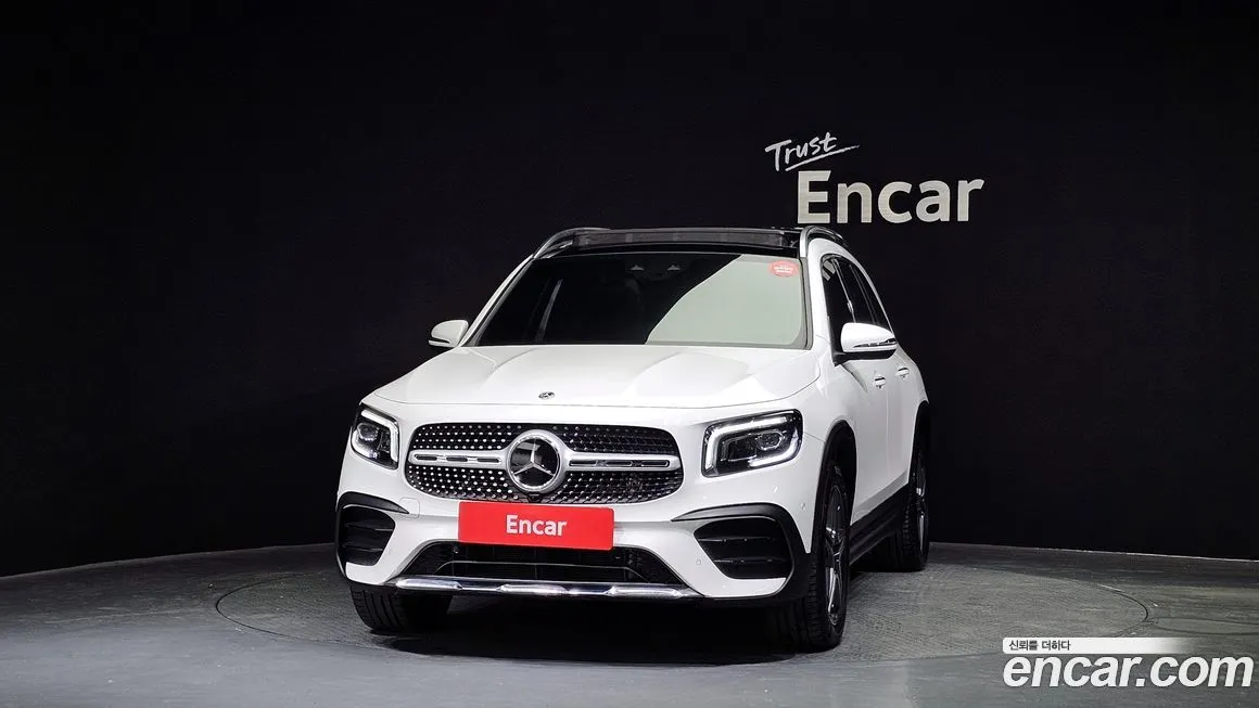 Mercedes-Benz GLB-Class — фото 10