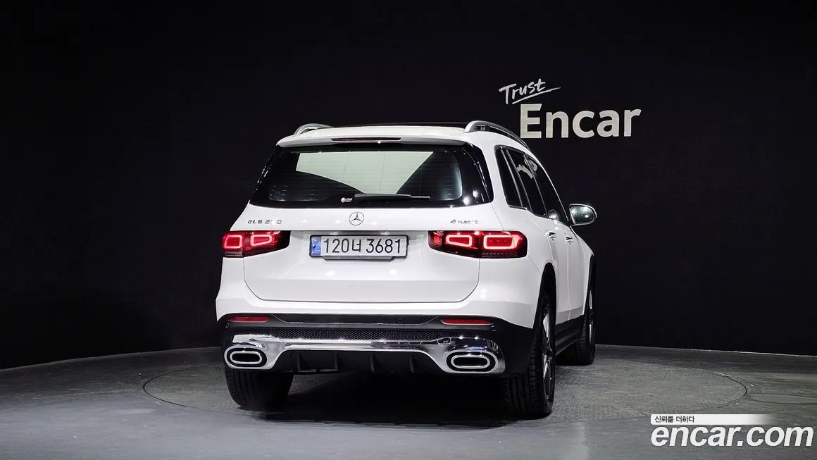 Mercedes-Benz GLB-Class — фото 3