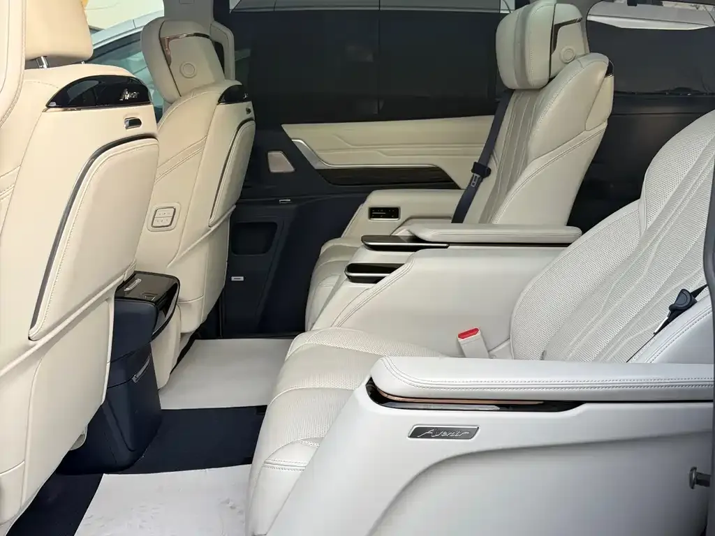 Buick Century 2023 из CN, фото 8