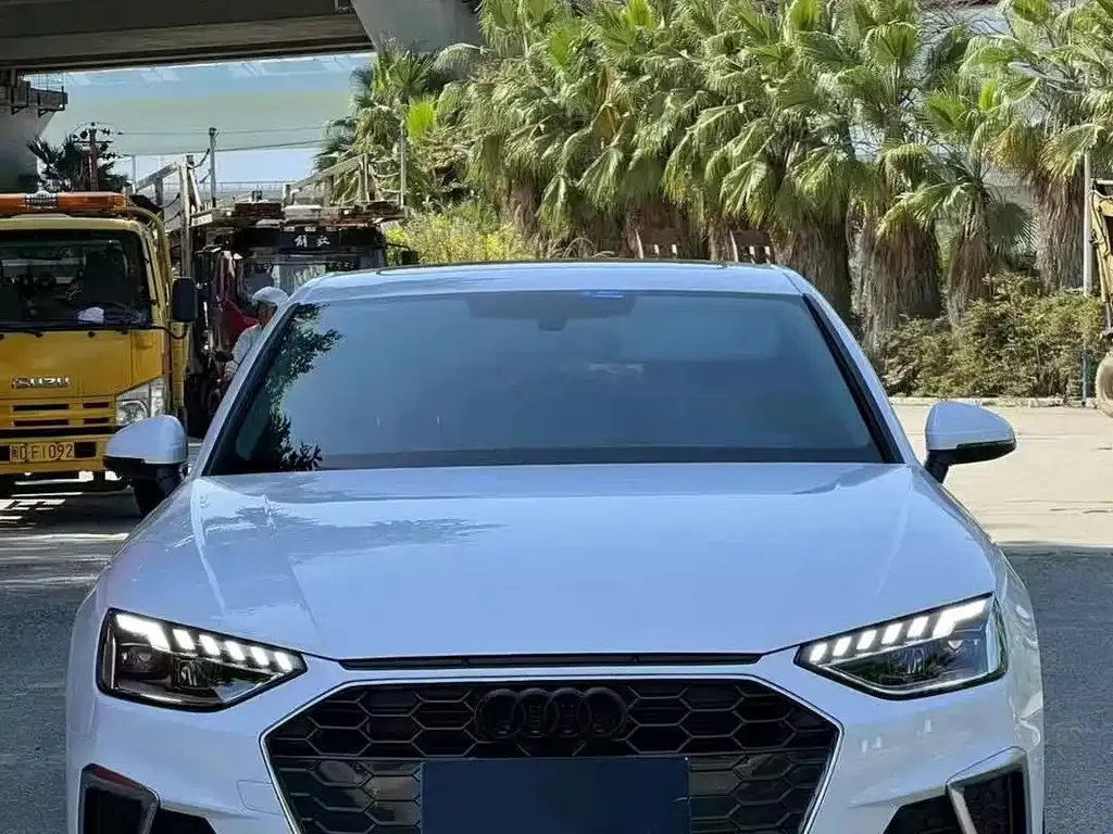 Audi A4L 2023 из CN, фото 8