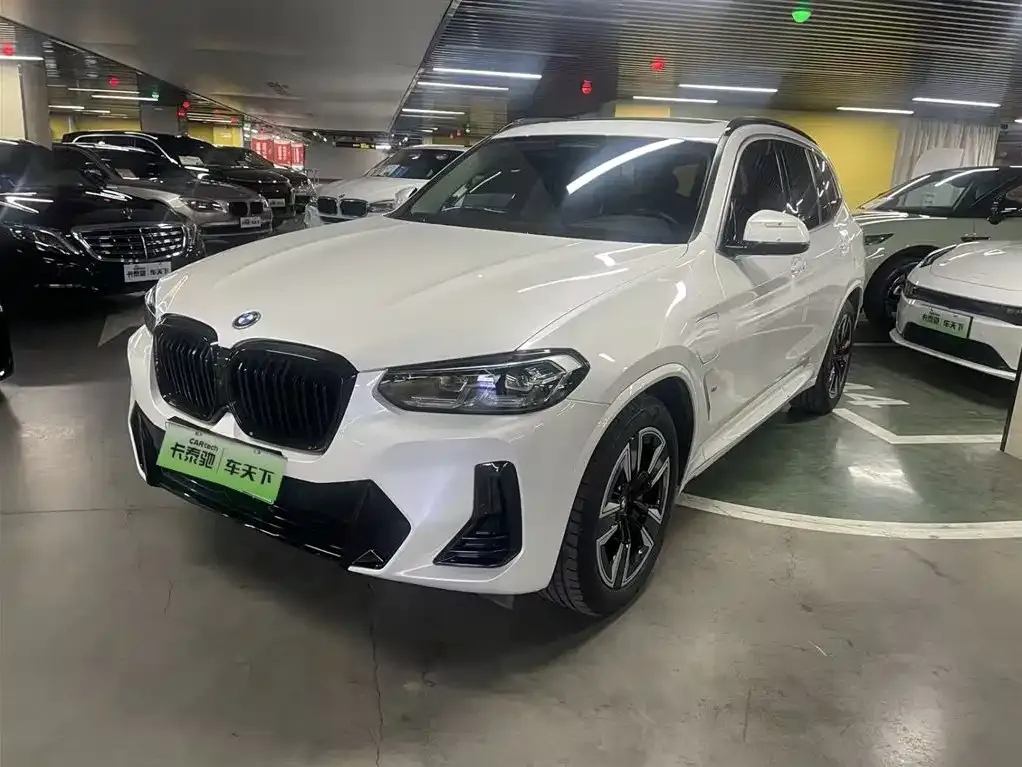 BMW iX3 2023 из CN, фото 1