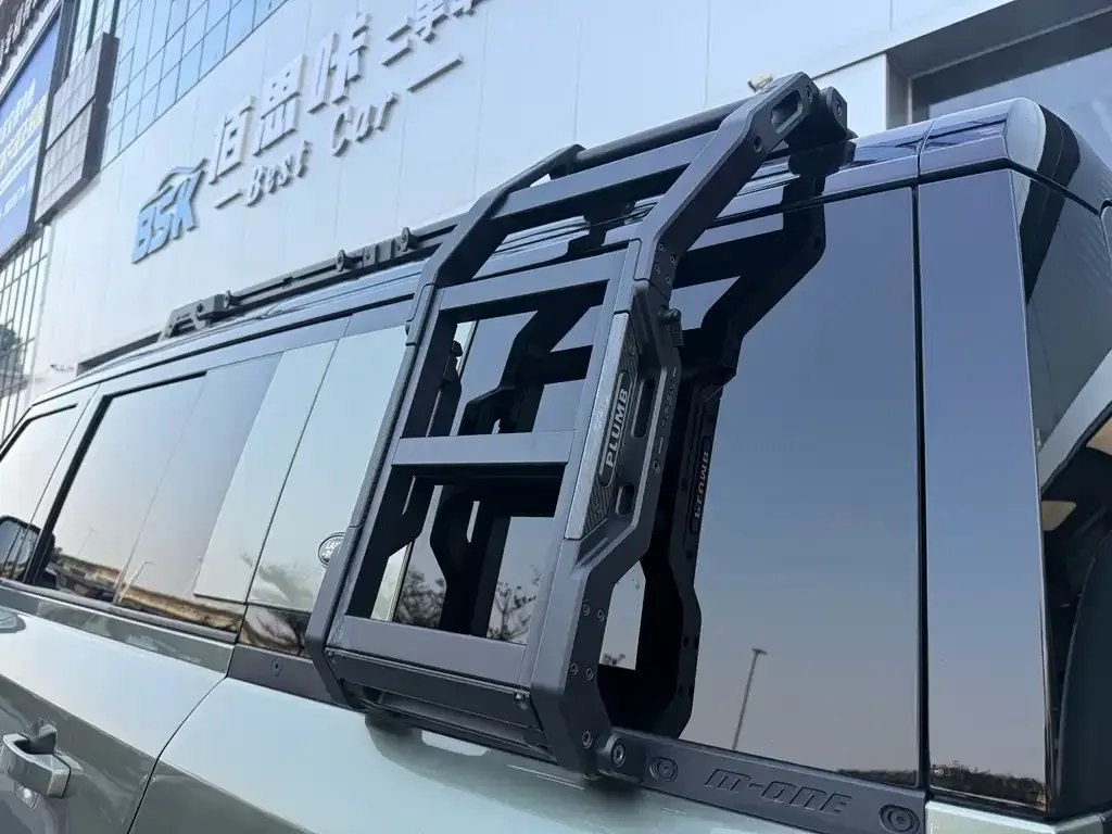 Land Rover Defender 2023 из CN, фото 3