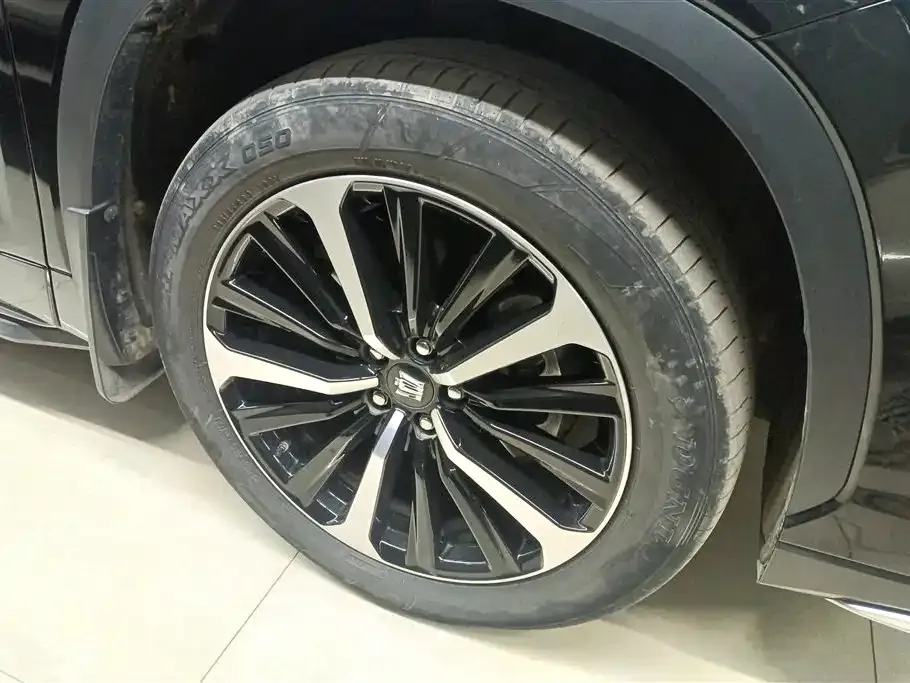 Toyota Crown Kluger 2022 из CN, фото 9