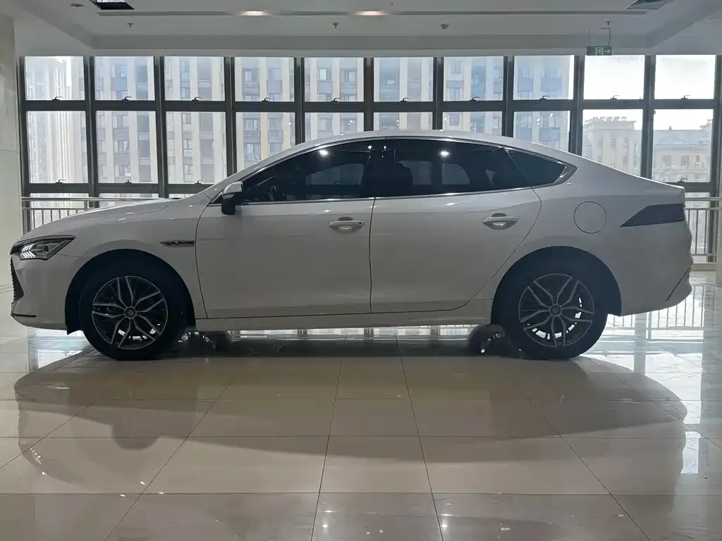 BYD Qin PLUS — фото 7