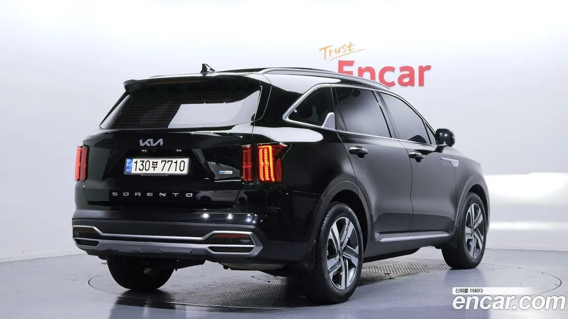 Kia Sorento — фото 9