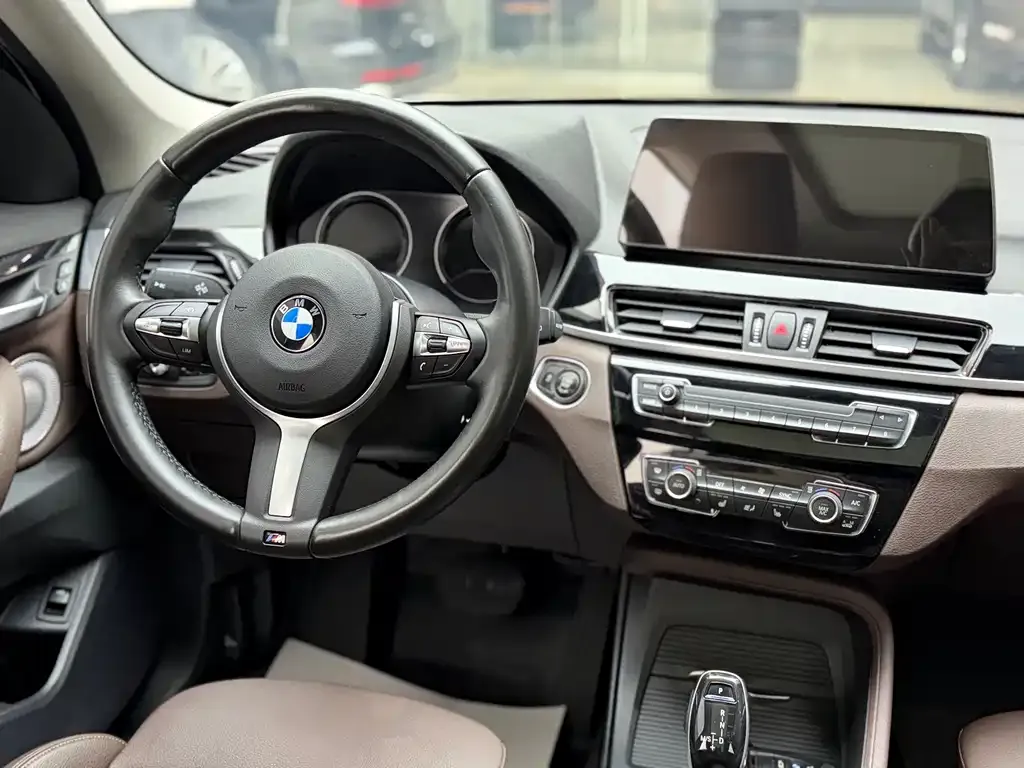 BMW X1 2021 из CN, фото 10