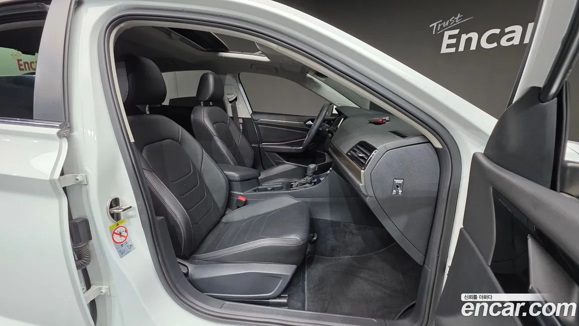 Volkswagen Jetta 2021 из KR, фото 2